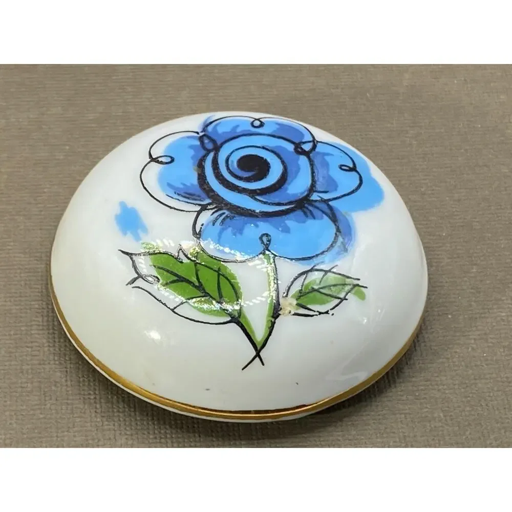 Norleans Vintage White Three Footed Porcelain Ring Box French Style